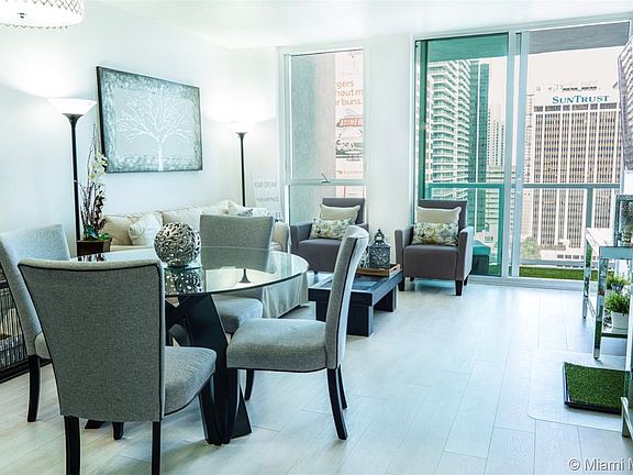 3rd image of 244 SE Biscayne Blvd #2405