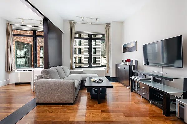 1st image of 40 Broad St APT 12E