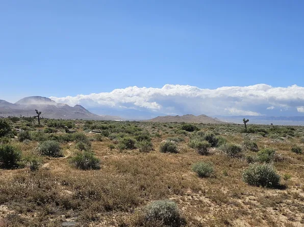 10th St E, Mojave, CA 93501