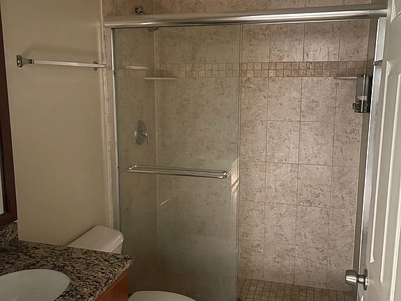 3rd image of 2121 Gordon Ave APT C
