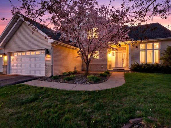 1672 Windsor Dr S, Shakopee, MN 55379