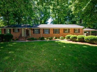 105 Nutwood Dr, Jamestown, NC 27282