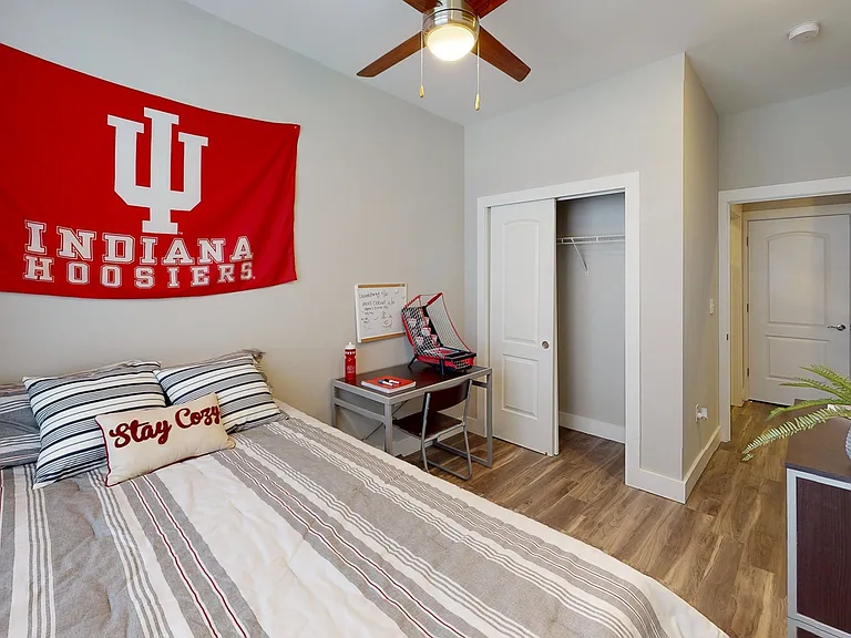 The-Quarters-Bloomington-4-BED-4-BATH-Bedroom-2