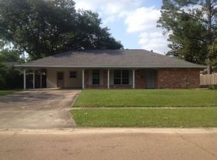 12553 Parkwood Dr, Baton Rouge, LA 70815