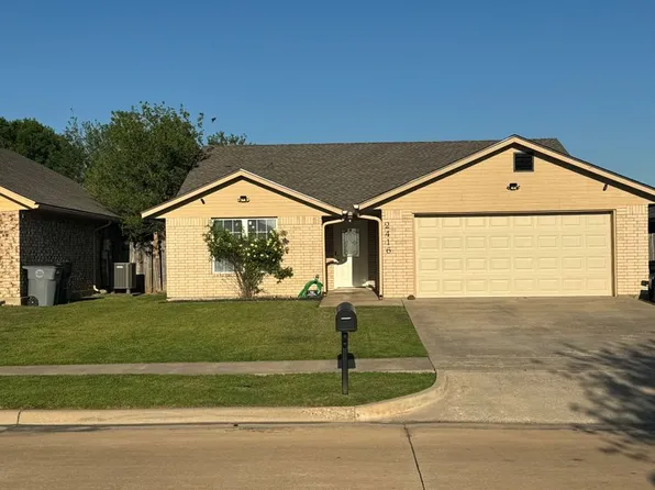 2416 SW 44th St, Lawton, OK 73505