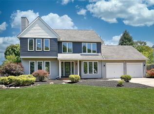 8069 Olde Eight Rd, Northfield, OH 44067