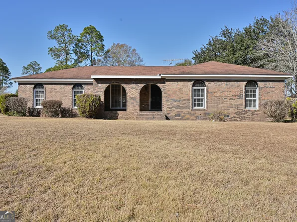1237 Firestone Dr, Albany, GA 31707