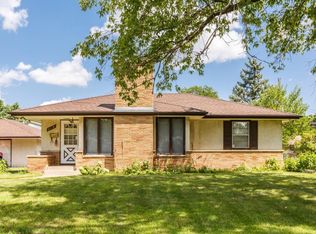 3118 Quarles Rd, Brooklyn Center, MN 55429