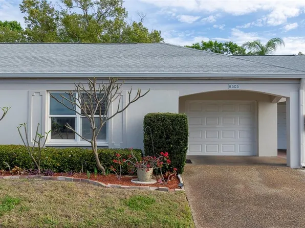 8303 Annwood Rd, Seminole, FL 33777