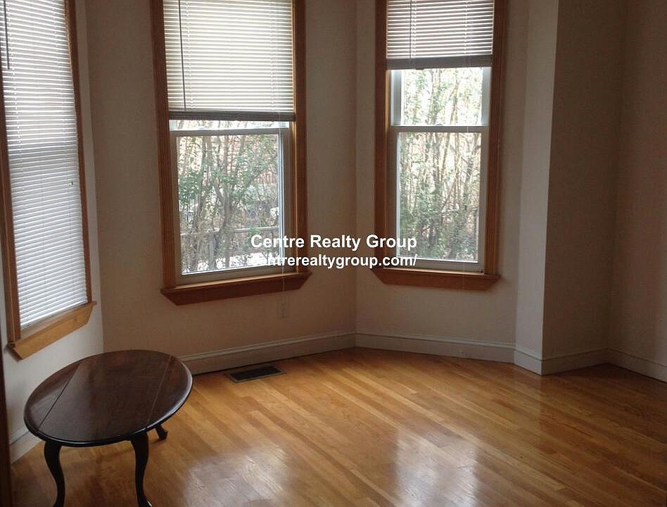 2nd image of 48 Pearl St #1