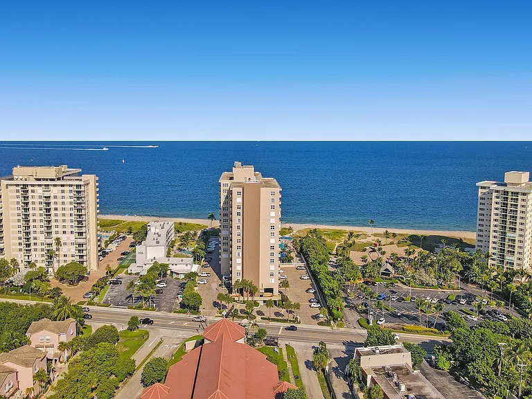 2000 S Ocean Blvd #LC — Photo 36