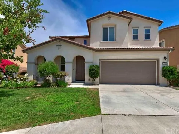 3786 Lake Circle Dr, Fallbrook, CA 92028