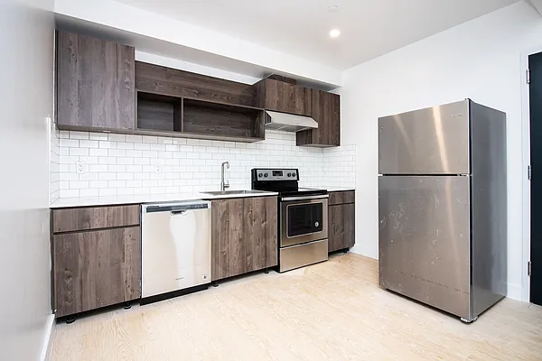 Rented by Oxford Property Group | media 26