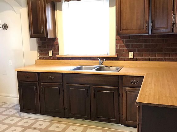 4th image of 35 E Archwood Ave