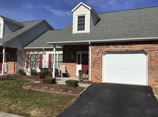 46 Cherokee Ridge Ct, Johnson City, TN 37604