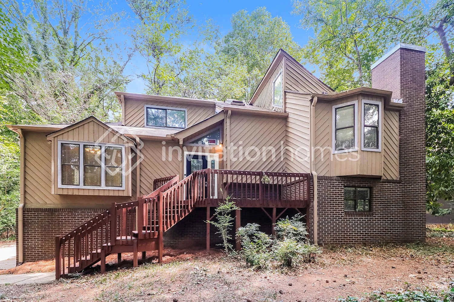 325 Old Tree Trce Roswell, GA 30075 — Photo 1
