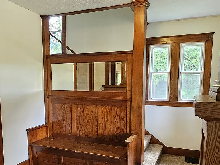 Built-in bench in foyer