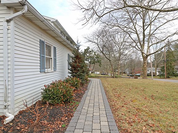 2nd image of 249 Blenheim Dr
