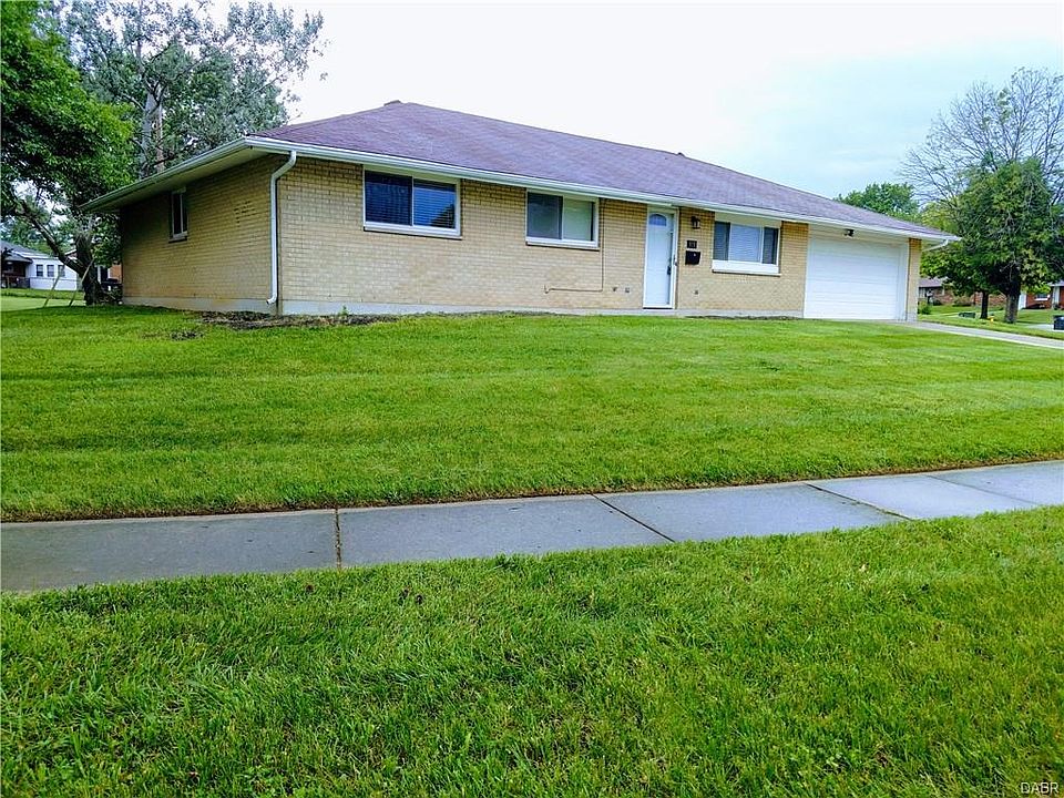 2nd image of 919 Angiers Dr