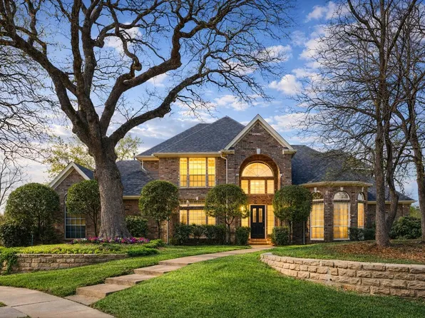 306 Waterford Ct, Southlake, TX 76092