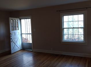 1543 S Hawthorne Rd, Winston Salem, NC 27103