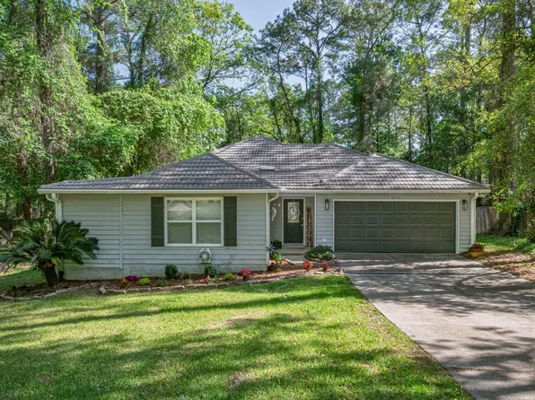 8372 Chickasaw Trl, Tallahassee, FL 32312