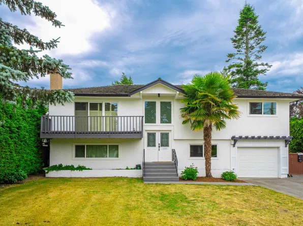 525 55th St, Delta, BC V4M 3J6