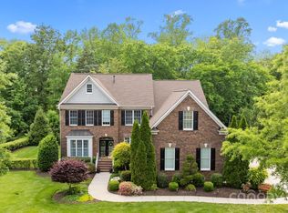 2025 Groves Edge Ln, Waxhaw, NC 28173