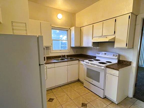 4th image of 1708 8th Ave APT A