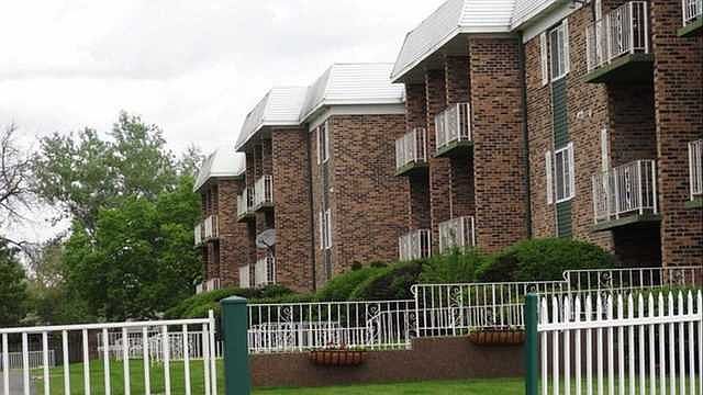 1st image of 1617 N Windsor Dr APT 107