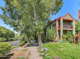555 Gold Rivers Ct APT 200, Basalt, CO 81621