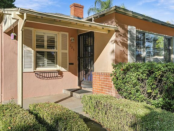 3rd image of 525 Dudley Way