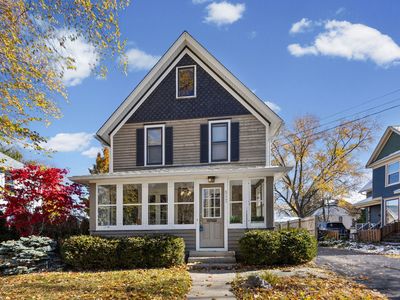 517 Bunker St, Woodstock, IL, 60098