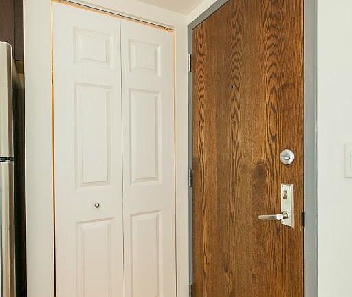 2nd image of 519 W Melrose St APT 503B