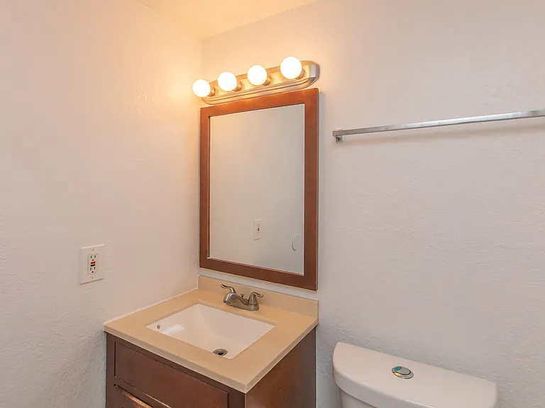 Serenity Apartments — Photo 27