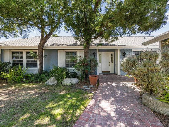 2nd image of 9424 Crystal View Dr
