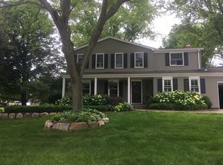 658 Spartan Dr, Rochester Hills, MI 48309