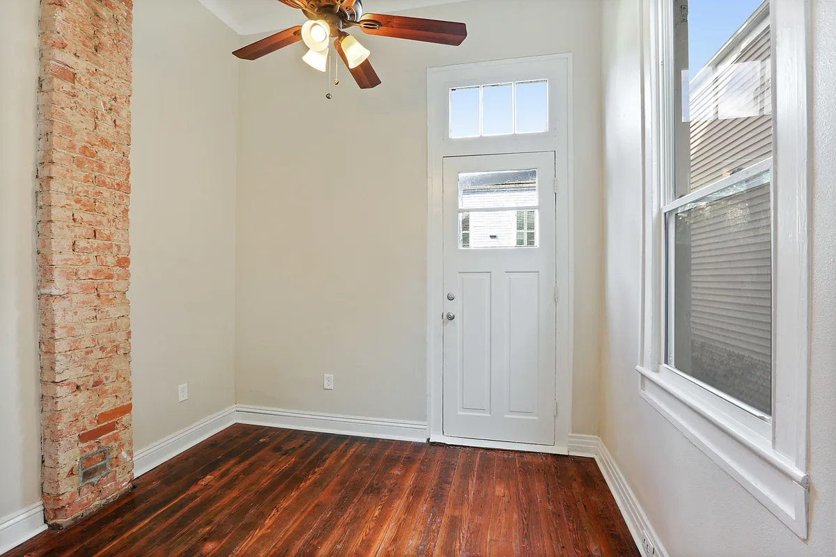 Building Photo - 1724 Constantinople St #1726