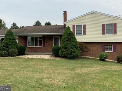 53 Cassie Dr, Falling Waters, WV, 25419