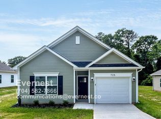725 N McFarland St, Gastonia, NC 28054