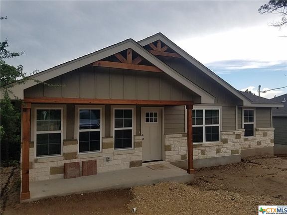 2nd image of 2132 Grandview Frst