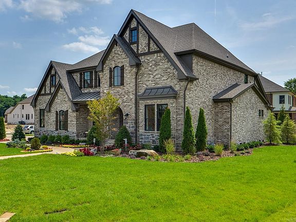 2nd image of 6000 Blackwell Ln #104-lot 104
