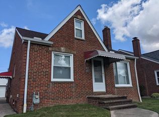 8202 Deerfield Dr, Parma, OH