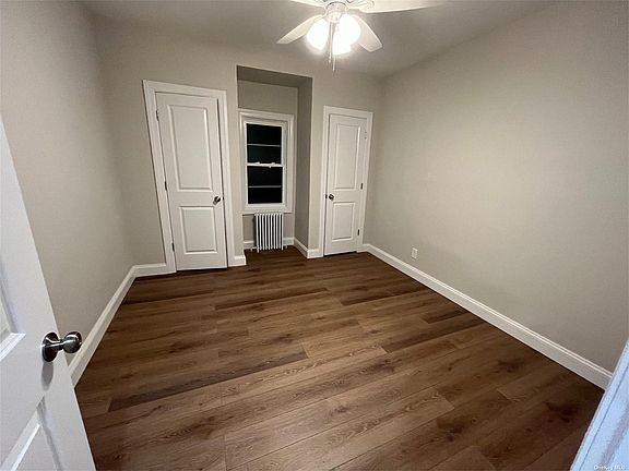3rd image of 2035 Henry St Floor 1