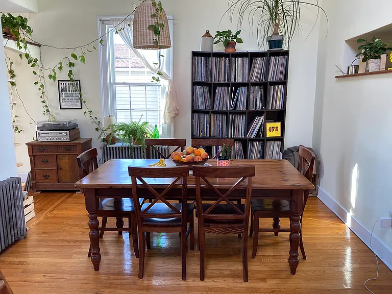 25 Clark St #2 — Photo 3