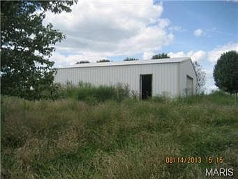 5th image of 9 Green Oaks Ln