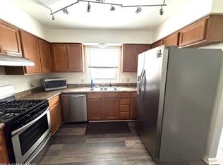 834 Gribbin Ln #1, Toledo, OH 43612