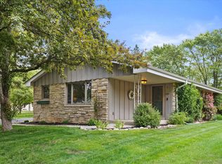 6196 N River Trail Dr, Milwaukee, WI 53225