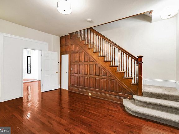 4th image of 1828 California St NW