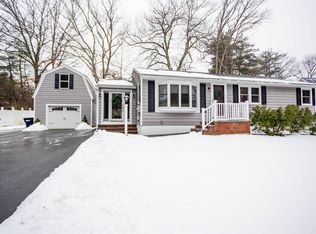 11 Merrill Ave, Salem, NH 03079